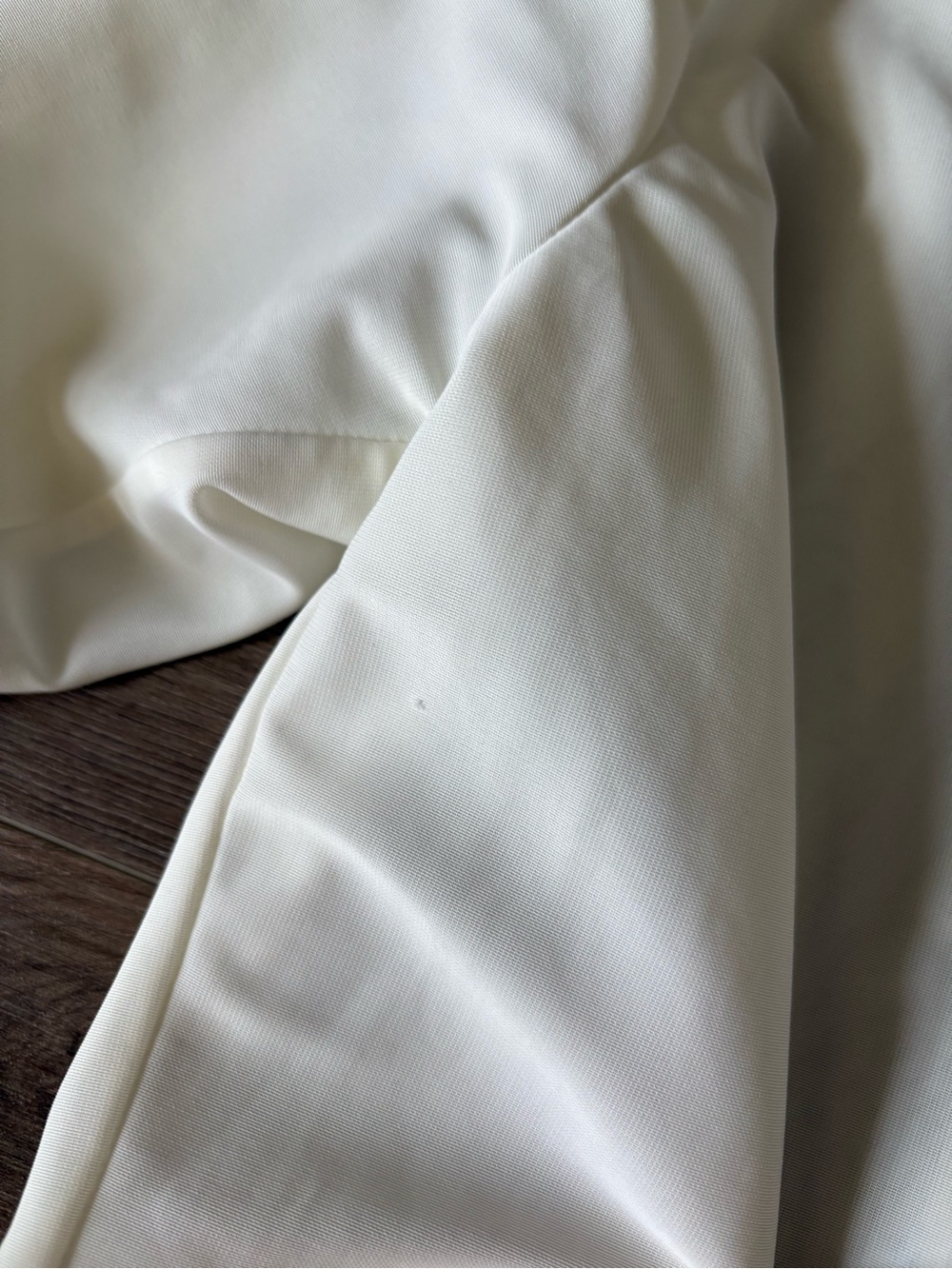 Classic White Pleated Front Men’s Dress Shirt - Picture 5 of 6